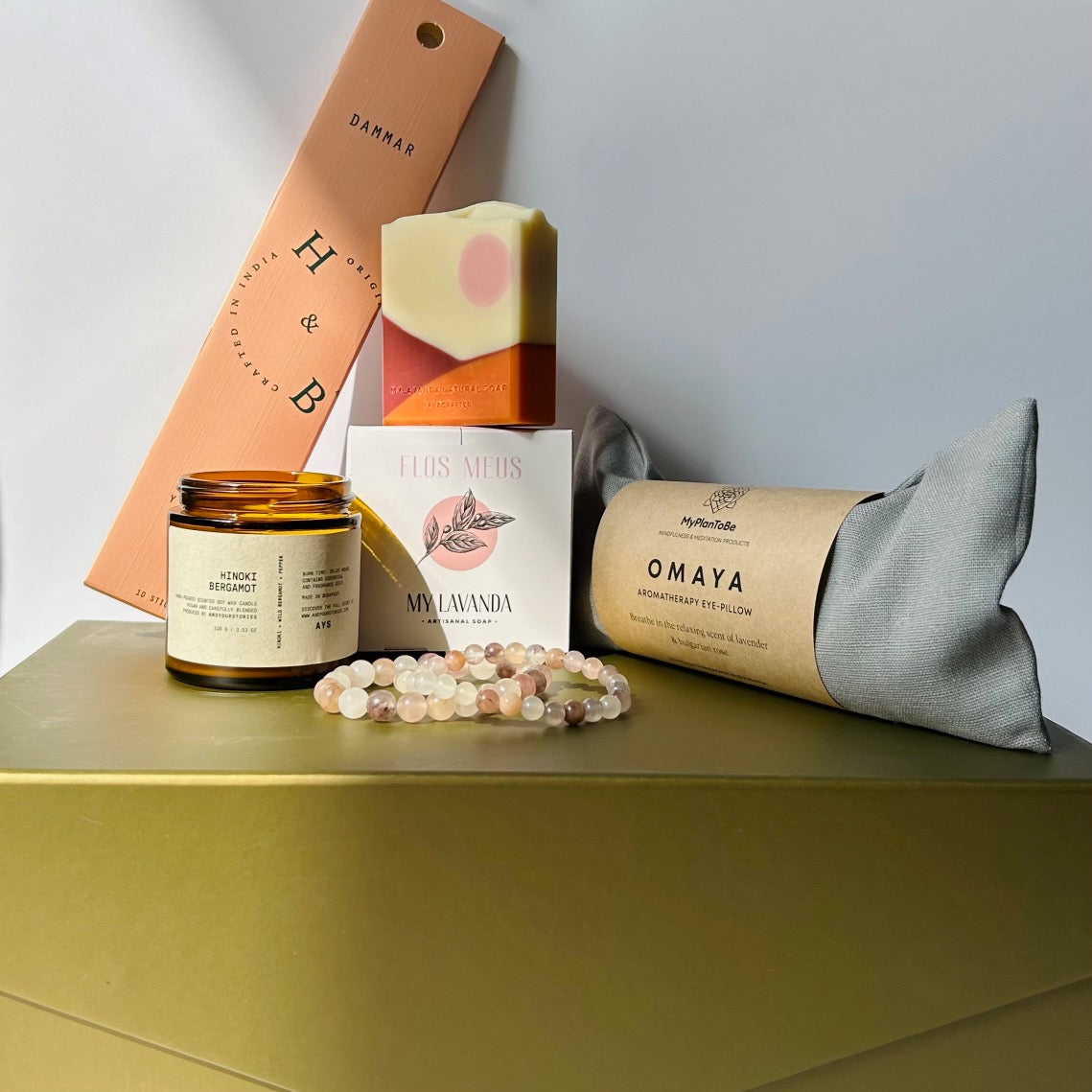 My Golden Box / Подаръчна кутия