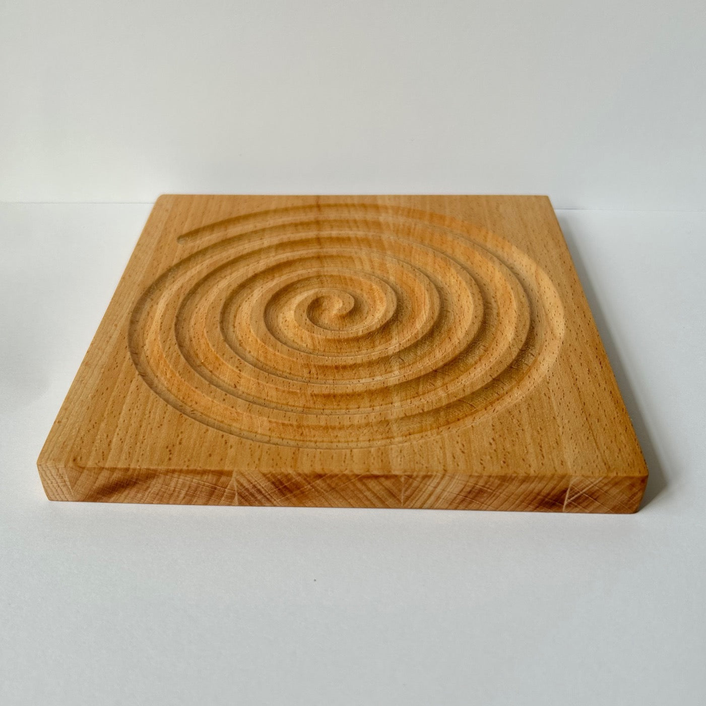 LUMA / дървен лабиринт за дихателна практика